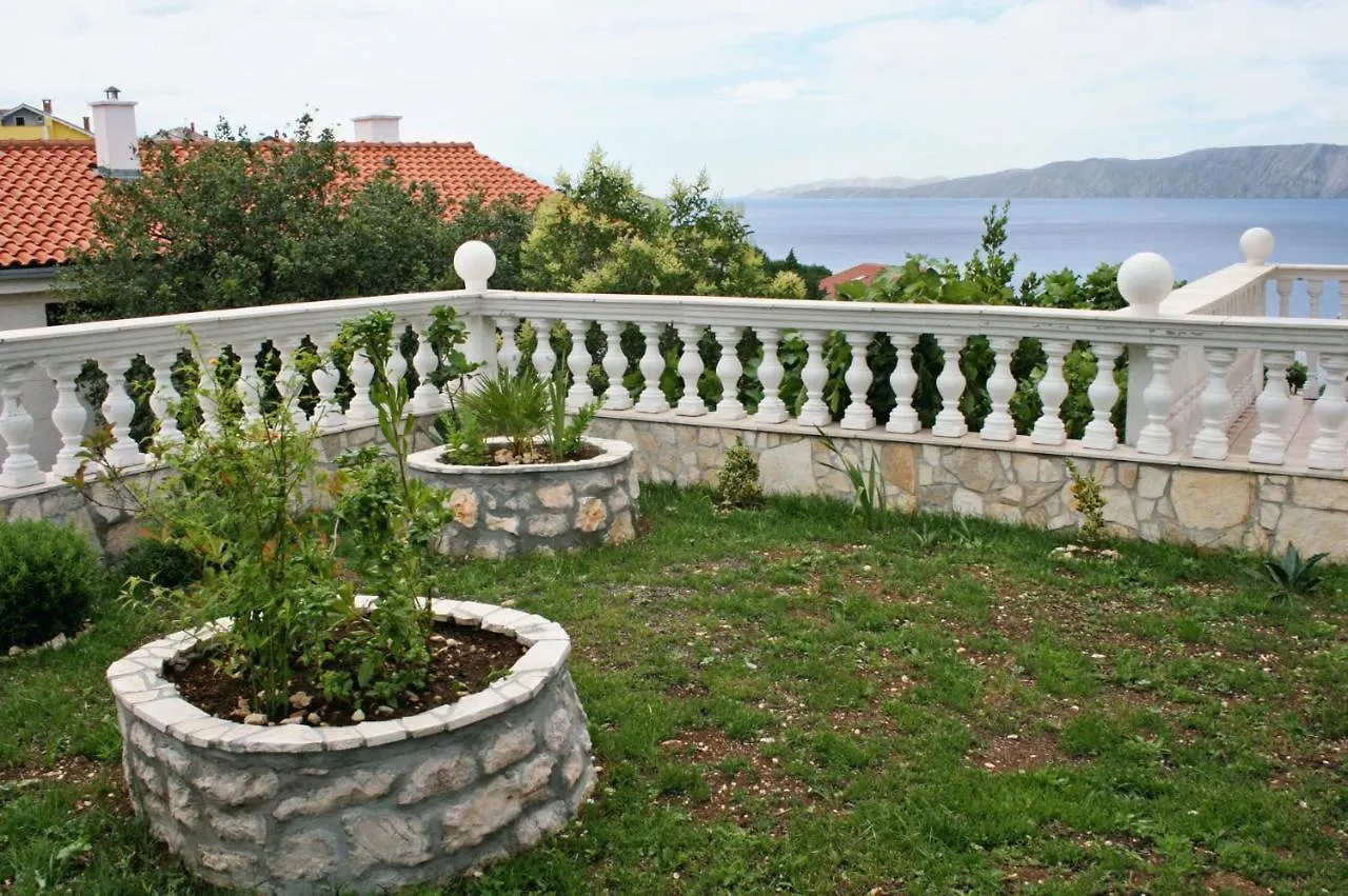 Apartment Studio Novi Vinodolski 5526B
