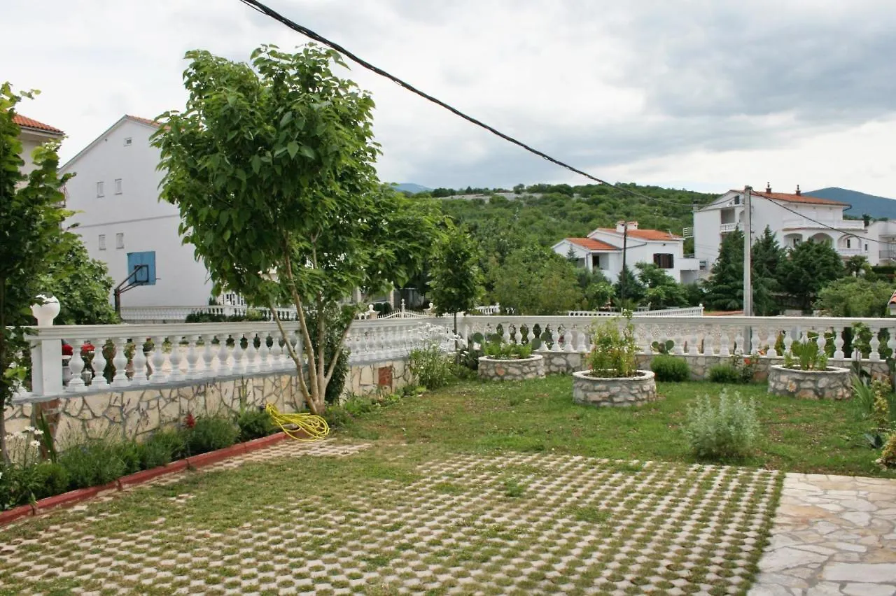 Apartment Studio Novi Vinodolski 5526B Croatia