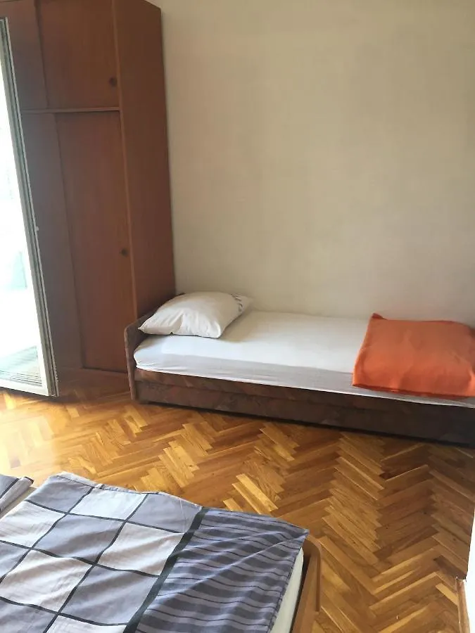 Studio Novi Vinodolski 5526B 0*,