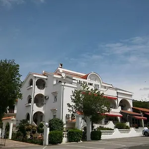 Garfild 2 Penzion